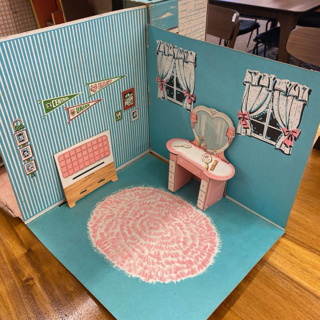 Mid Century Fold Out Doll House Kit (AS IS)