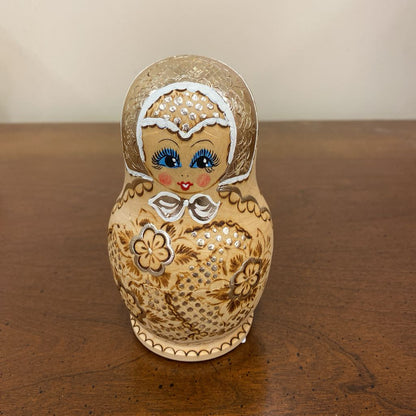 Metallic Accents Nesting Dolls