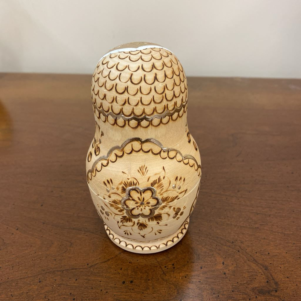 Metallic Accents Nesting Dolls