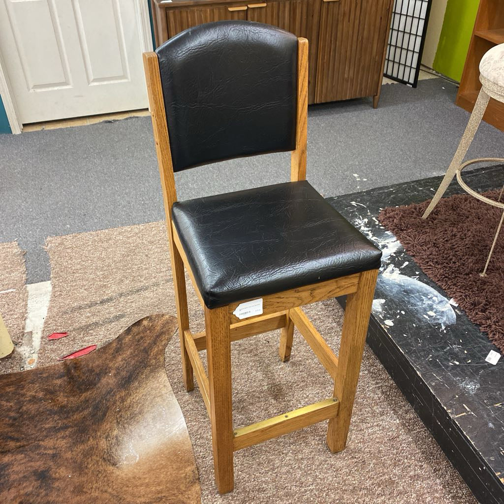 Padded Black Vinyl Oak Barstool