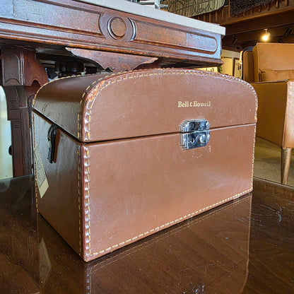Vint. Bell & Howell 16mm Movie Camera w/ Case OPERATIONAL