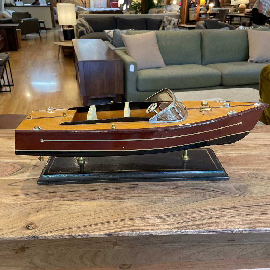 Criss-Craft Model Boat