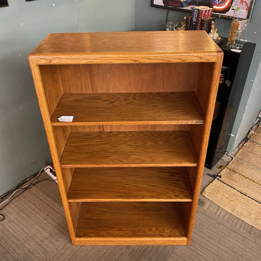 Classic Mid Height Oak Bookcase