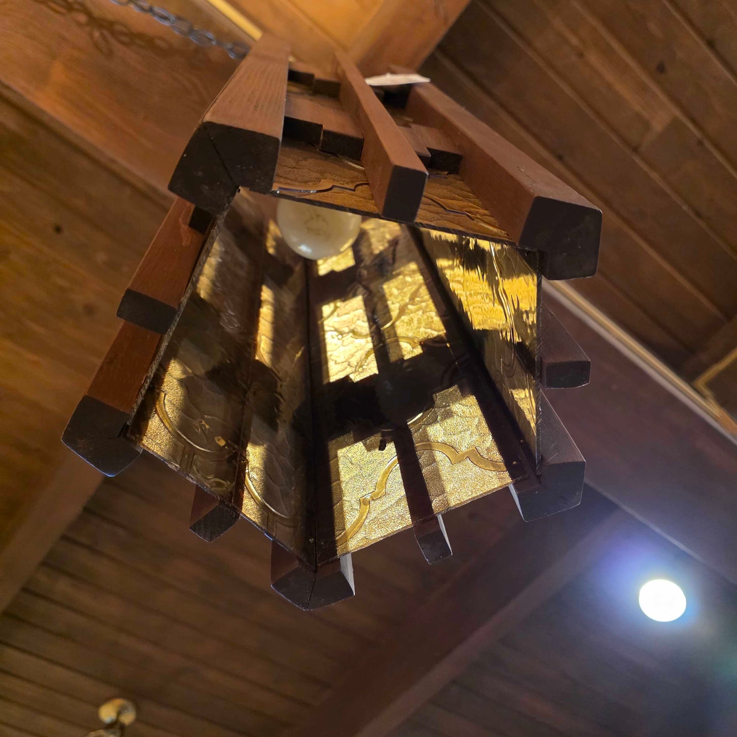 Groovy MC Wood with Gold Plastic Hanging Light