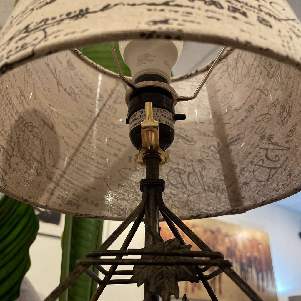 Rustic Wire "Pedestal" Shape Base Lamp LAMPS