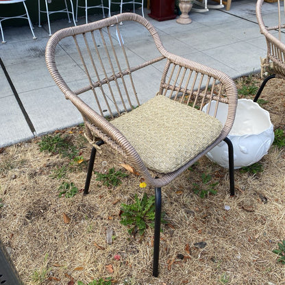Synthetic Rattan Patio Chair w/Black Metal Legs & Cushion
