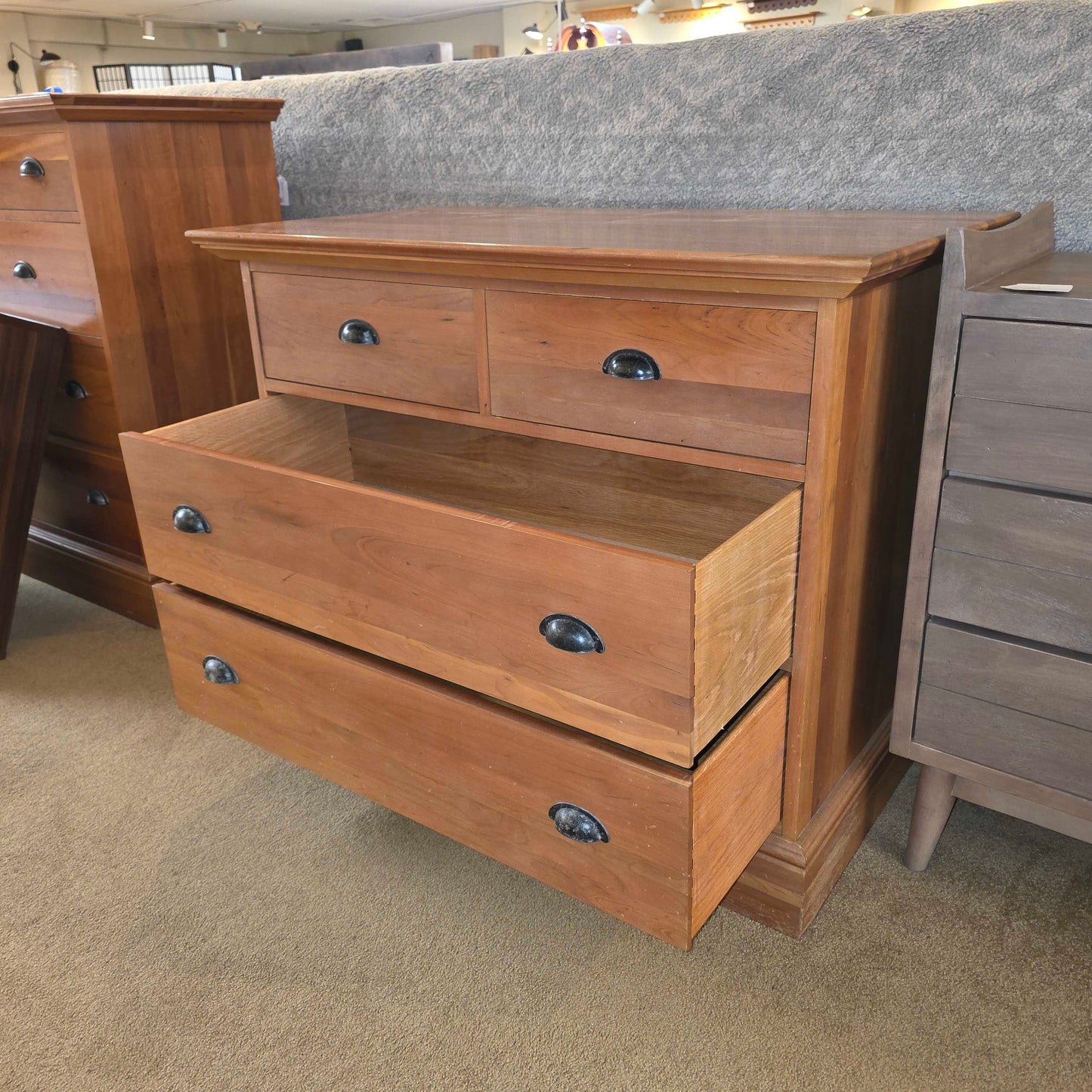 Cherry 4 Drawer Chest of Drawers