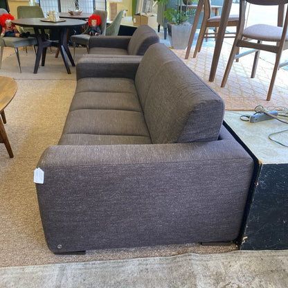 NATUZZI Dark Taupesque Tweedish Sofa