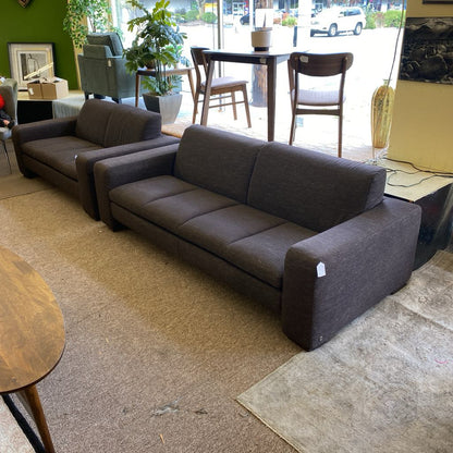 NATUZZI Dark Taupesque Tweedish Sofa