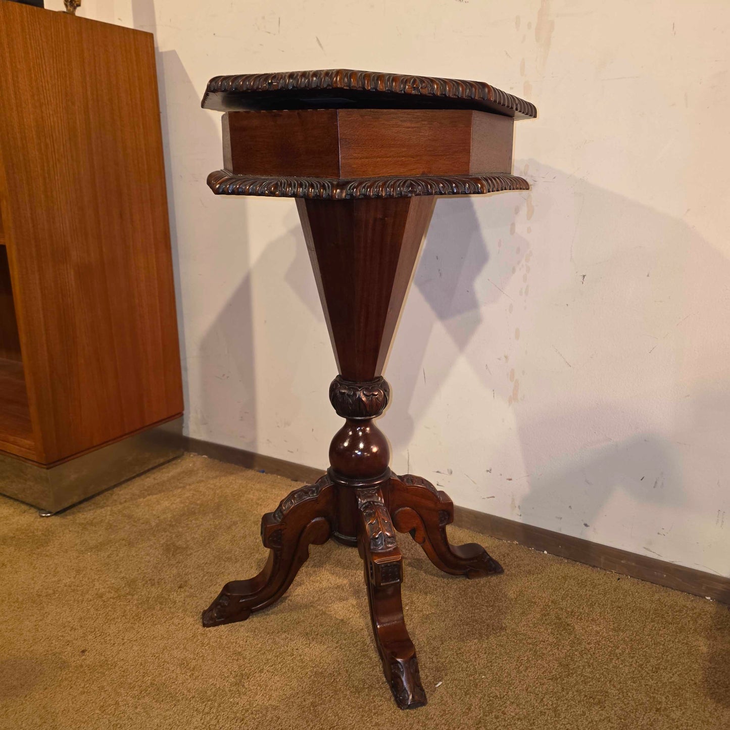Ornate Carved Wood Octagon End Table w/ Storage