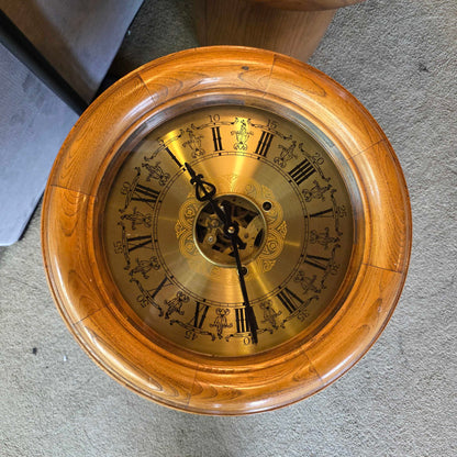 Seisekowa Oak Clock Side Table