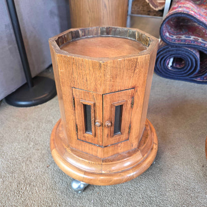 Seisekowa Oak Clock Side Table