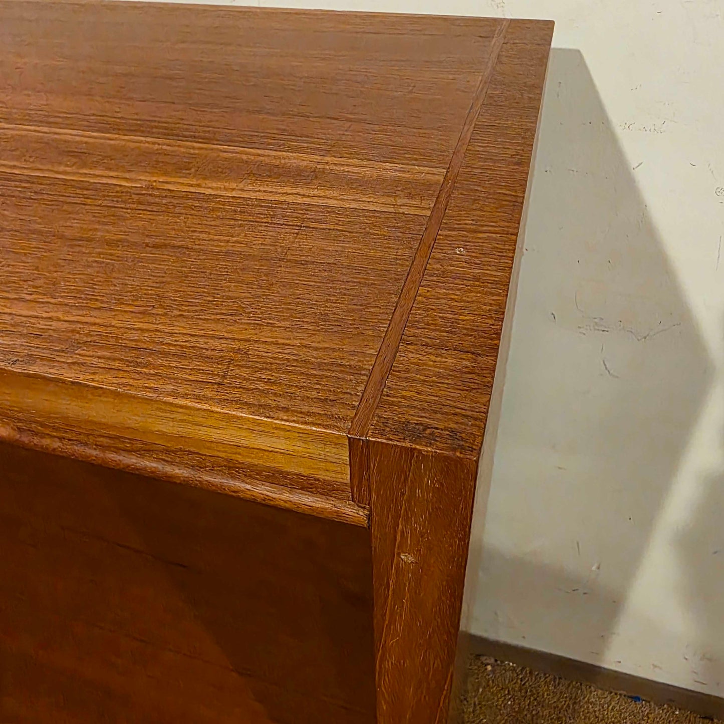 Metal Base Low 2 Tier Bookshelf