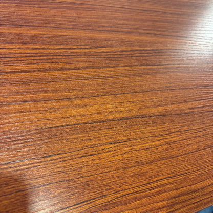 Simple Modern Computer Desk