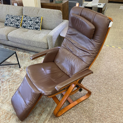 Milk Chocolate Zero Gravity Chair