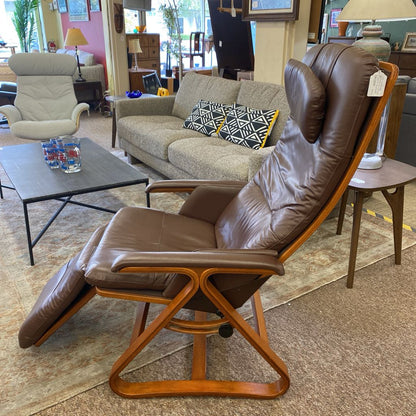 Milk Chocolate Zero Gravity Chair