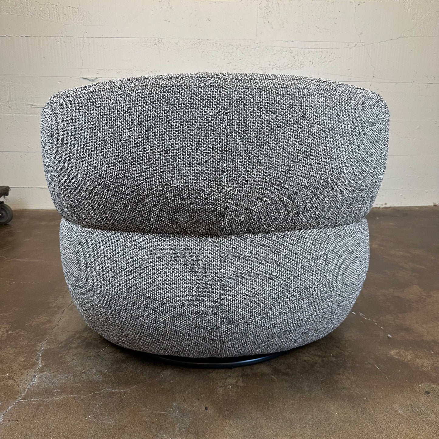 Palena Earth Swivel Arm Chair
