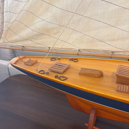 J Class Model Racing Boat