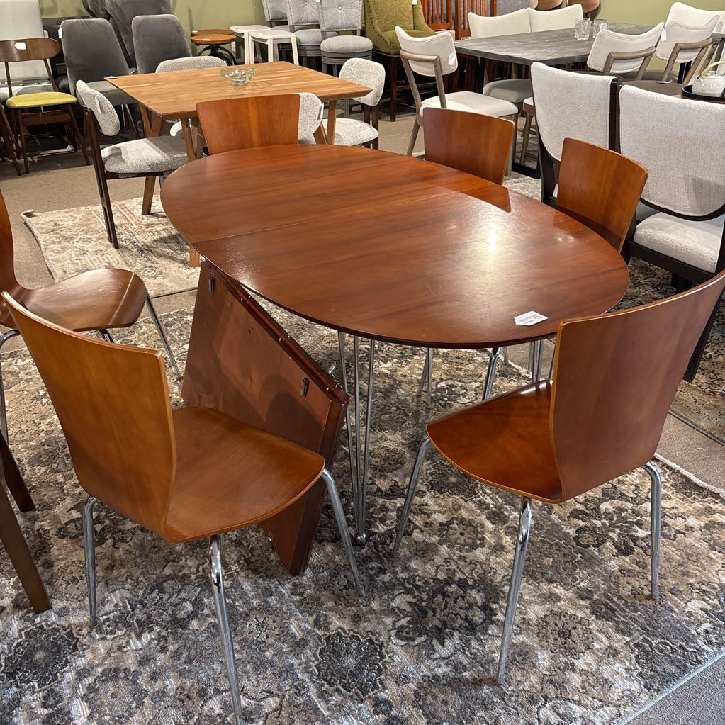 Extendable Cherry Wood Dining Table w/ Two Leafs w/ Set of 6 Chairs