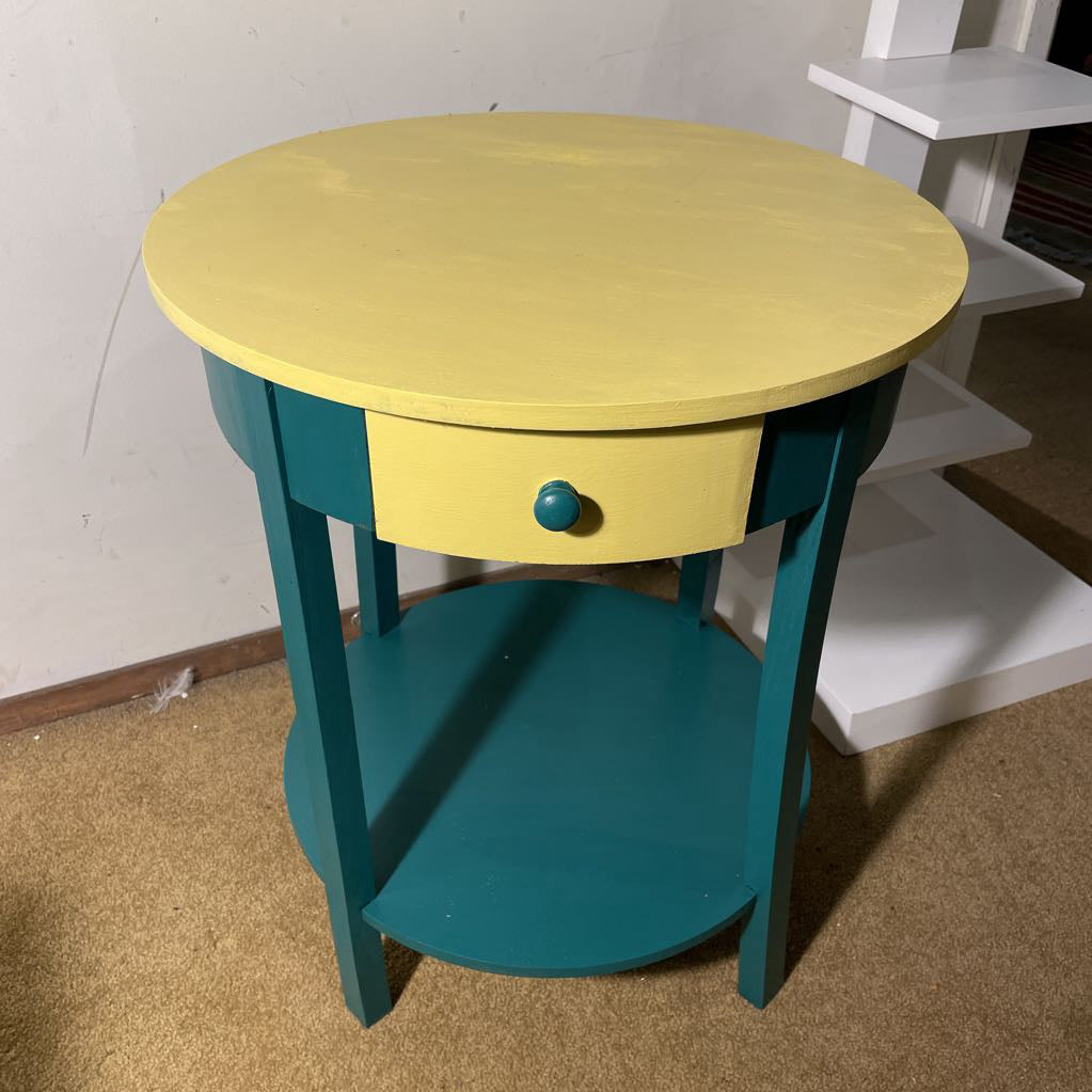 Round 2 Tier Side Table with Yellow Top