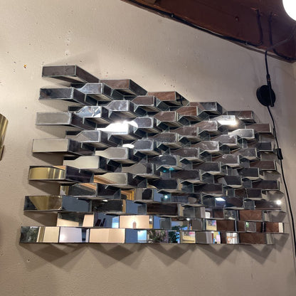 Geometric Faceted Mirror