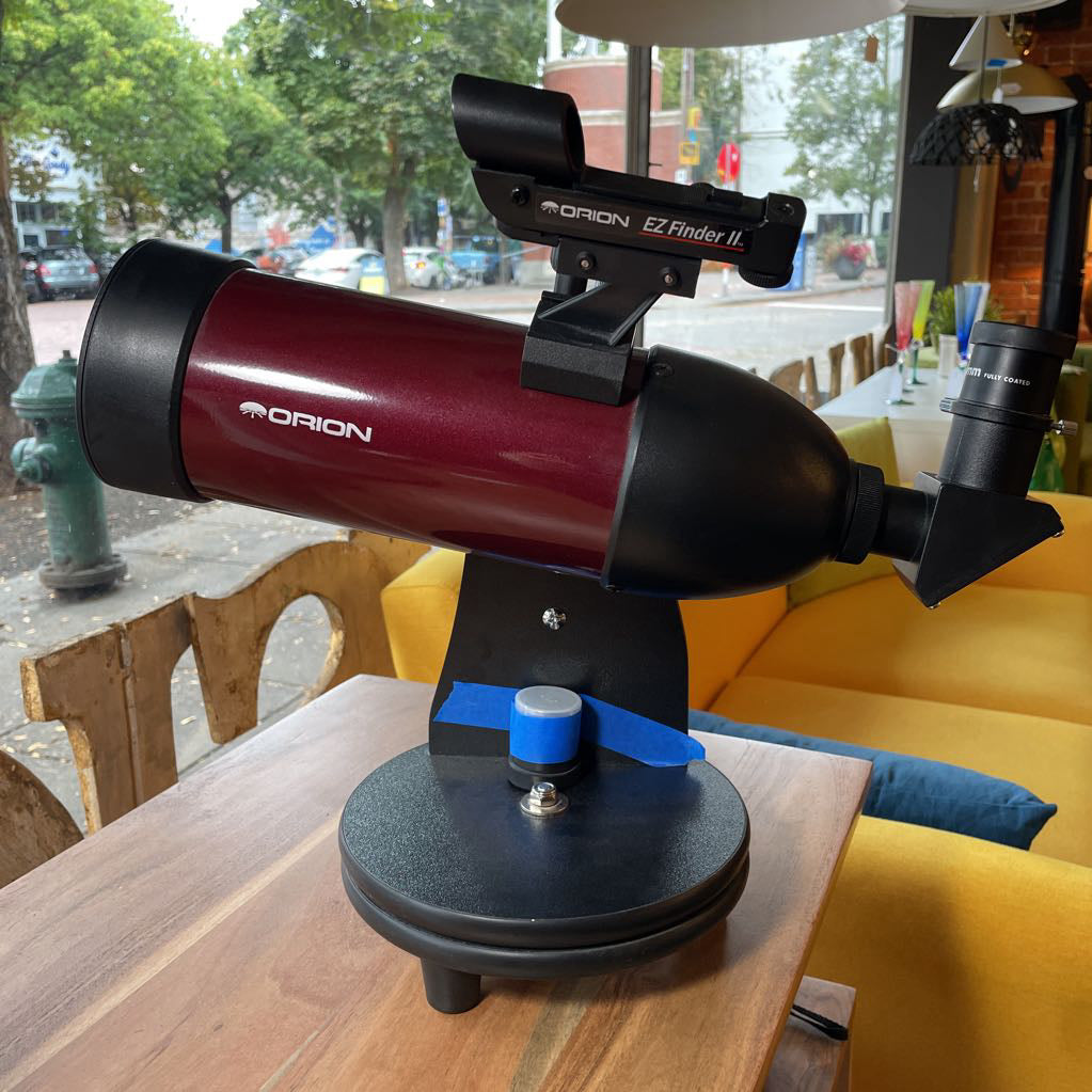 Orion EZII Telescope--Comes with 1 additional Lens