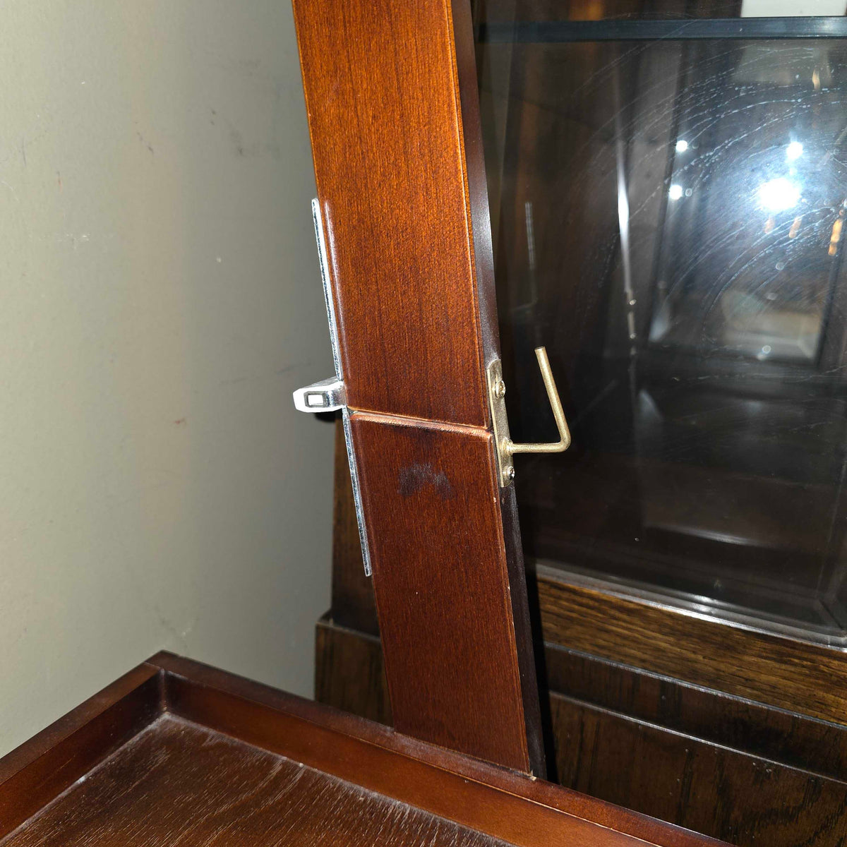 3 Tier Dark Wood Leaning Shelf
