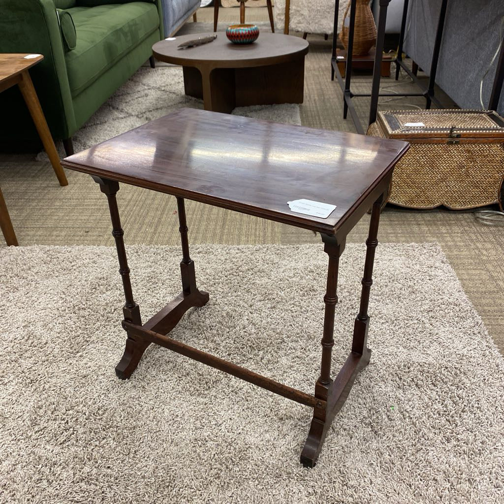 Turned Spindly Leg Side Table