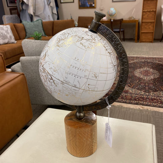 White & Gold Globe w/Wood Base