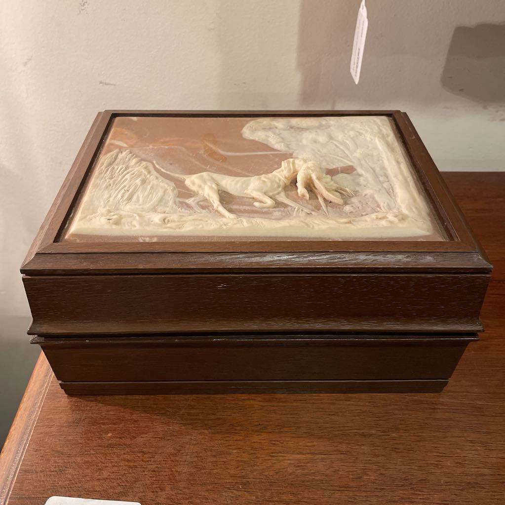 Hunting Dog with Game Bird Desk Box