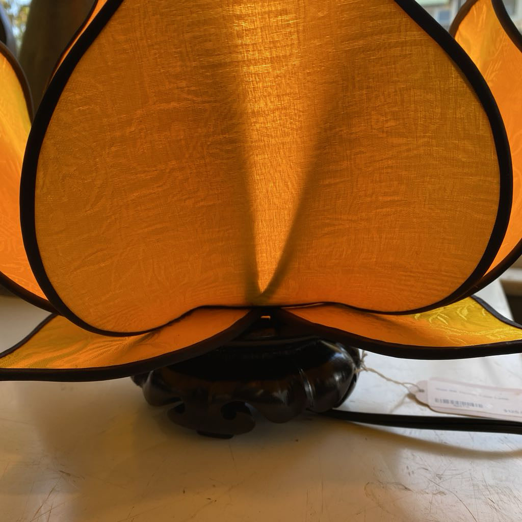 Gold Silk Flower Table Lamp