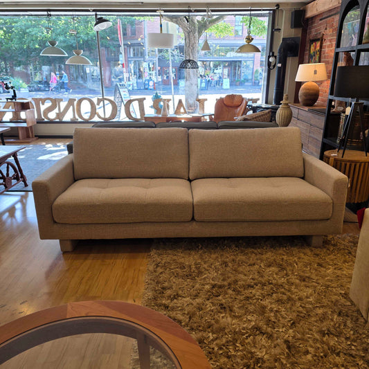 Venice Ginger Sofa
