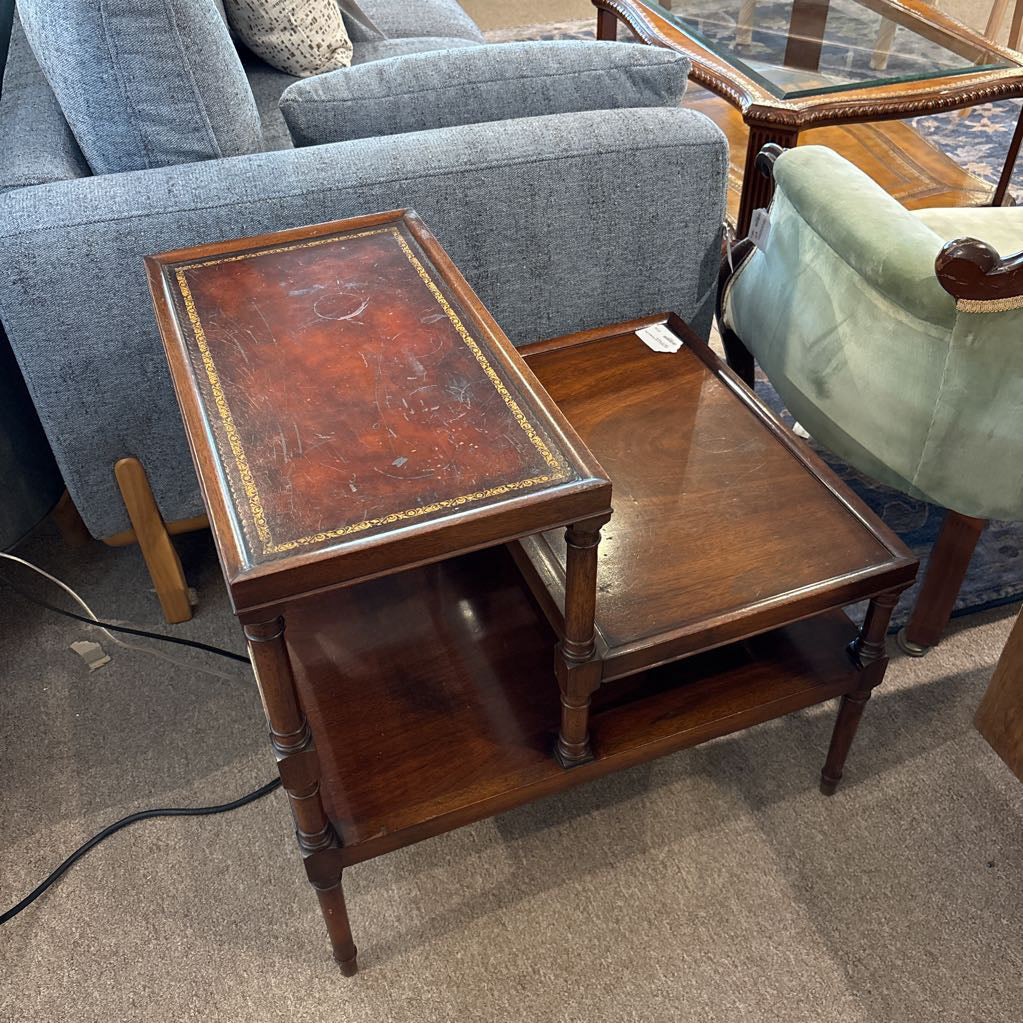 MC Weiman 2-Tier Mahogany Side Table 21" Wide