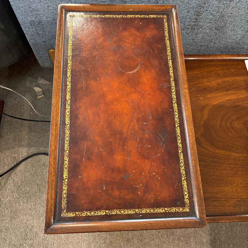 MC Weiman 2-Tier Mahogany Side Table 21" Wide