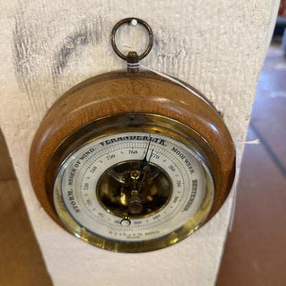 Veranderlyk Vintage Barometer