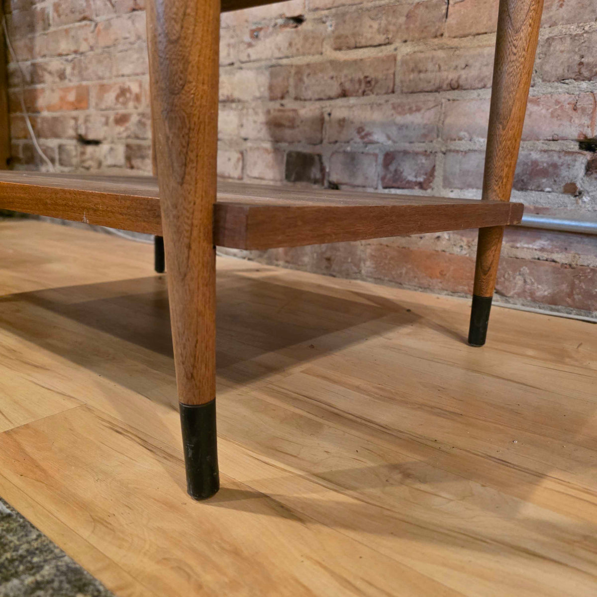 Lane Dovetail Inlay 2 Tier End Table