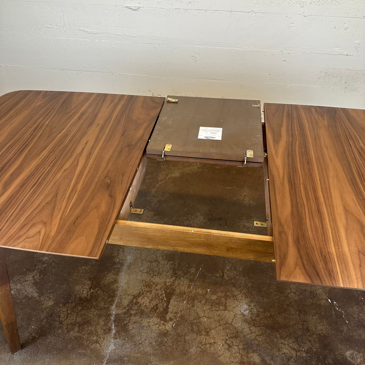 Walnut Butterfly Leaf Table