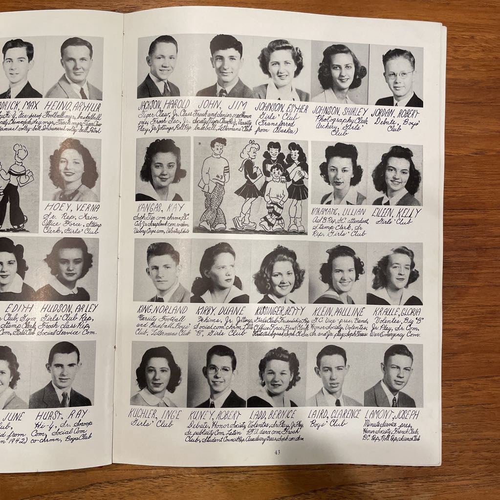 Sealth H. S. Vintage 1943 Yearbook