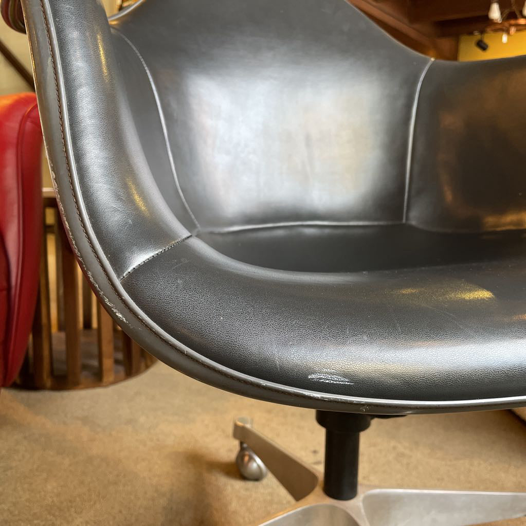 Herman Miller Molded Grey Leather Office Chair C OFFICE CHAIRS