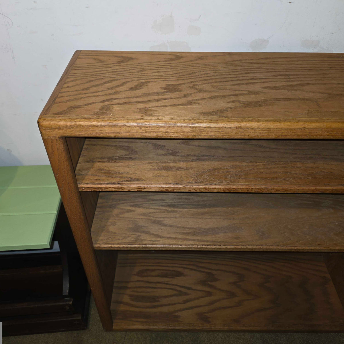 Don Willis Oak Mid Height Shelf