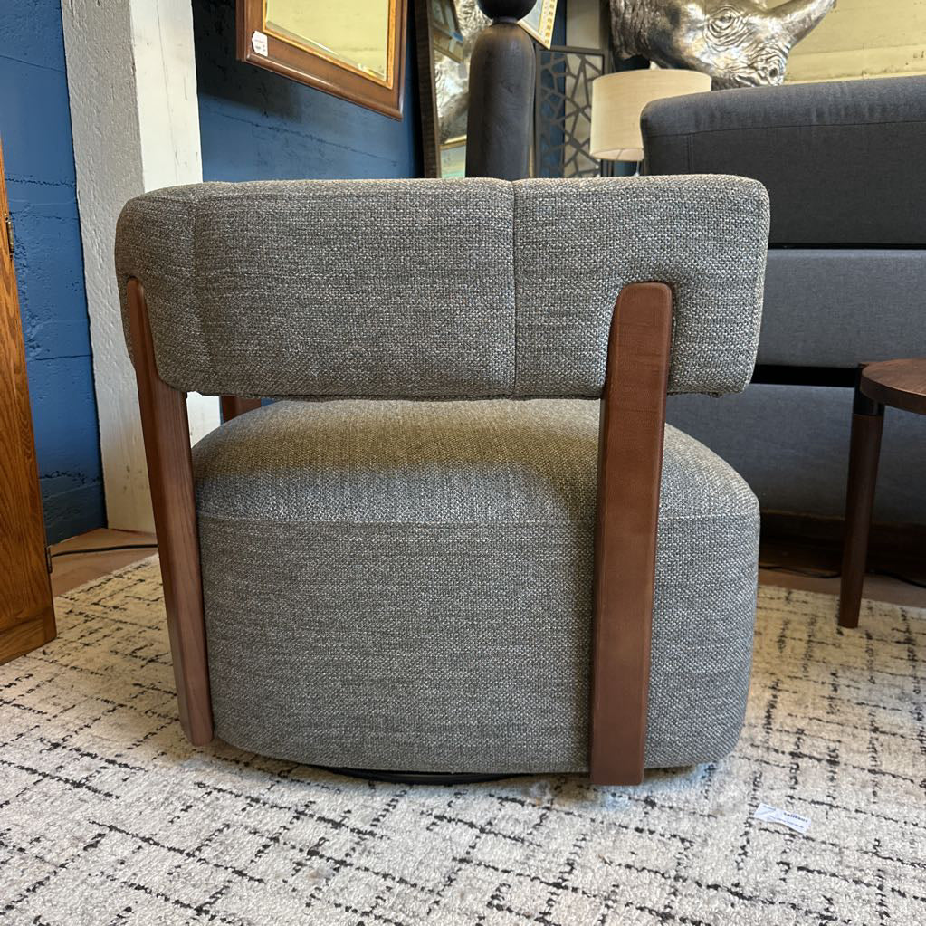 Bermejo Grove Accent Chair