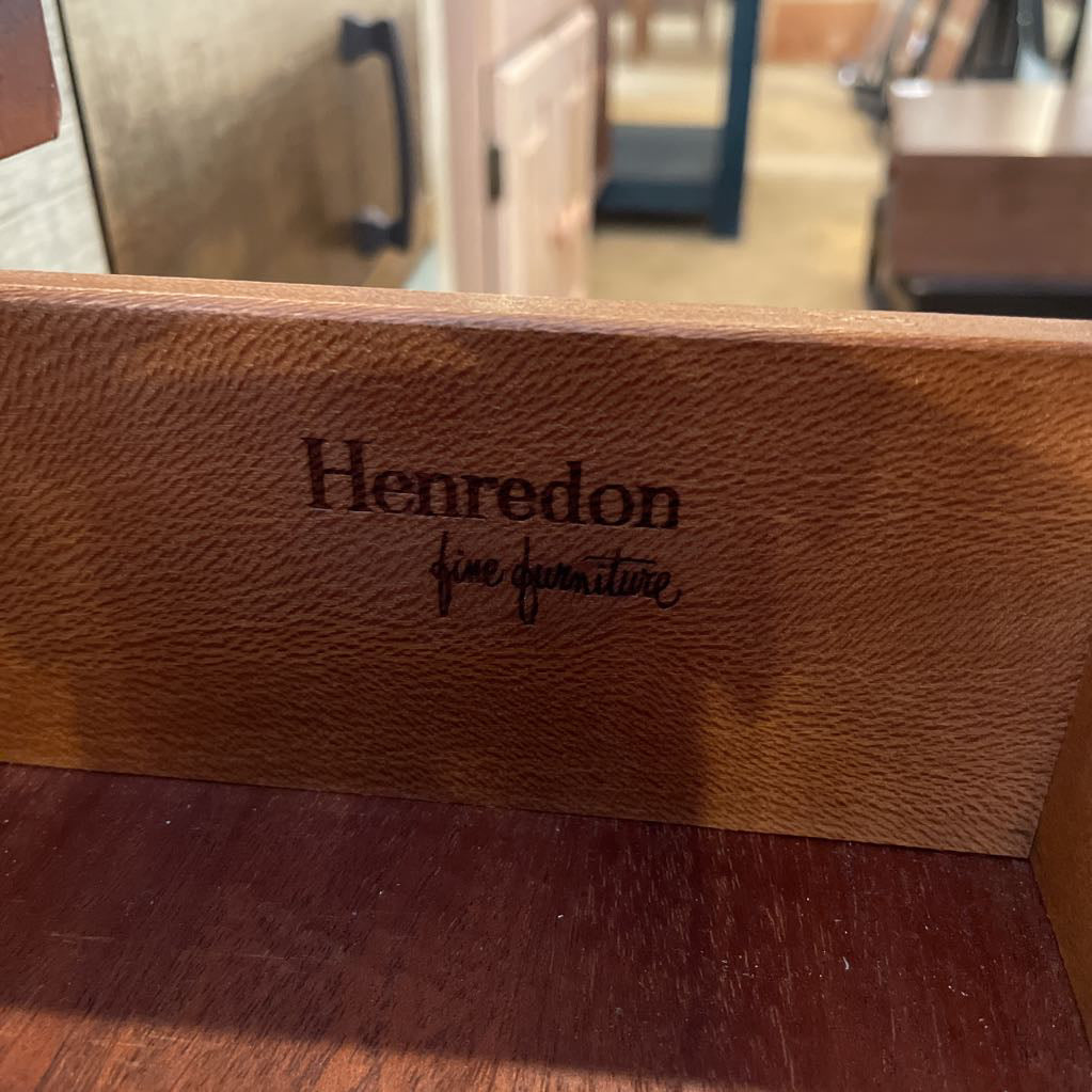 Henredon 2 Door 1 Drawer Nightstand
