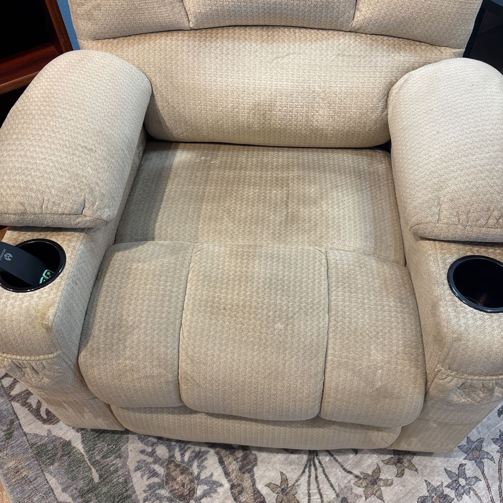 Taupe Power Lift Chair w USB Charging