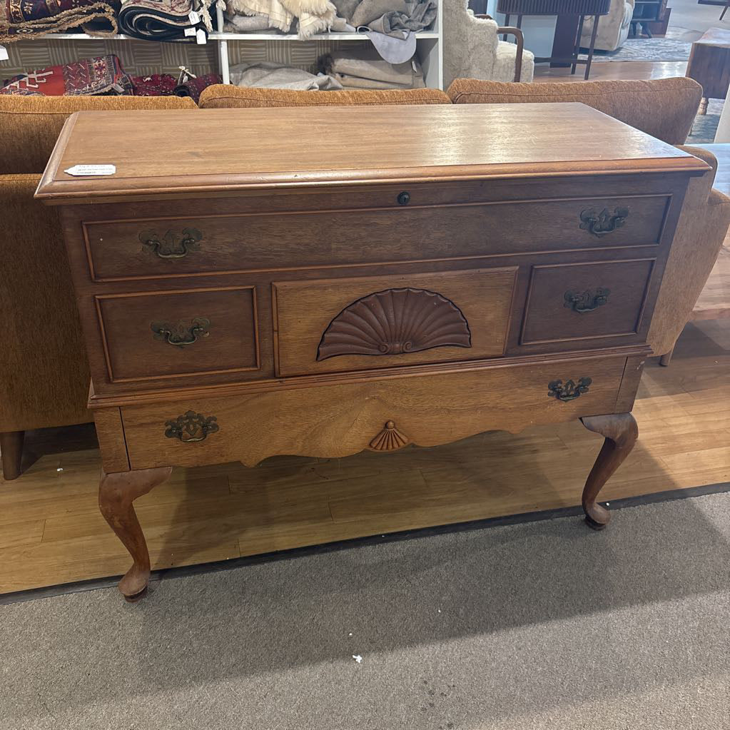 Vintage Lane Cedar Chest w/ Key