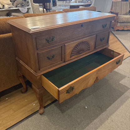 Vintage Lane Cedar Chest w/ Key