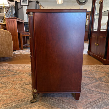 3 Drawer Traditional Side Chest