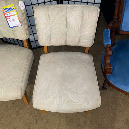 Cream Floral Patterned Accent Chair U ACCENT CHAIRS