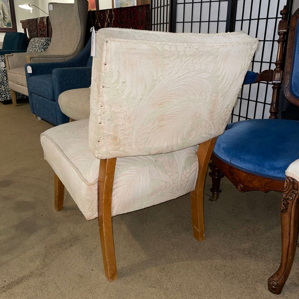 Cream Floral Patterned Accent Chair U ACCENT CHAIRS