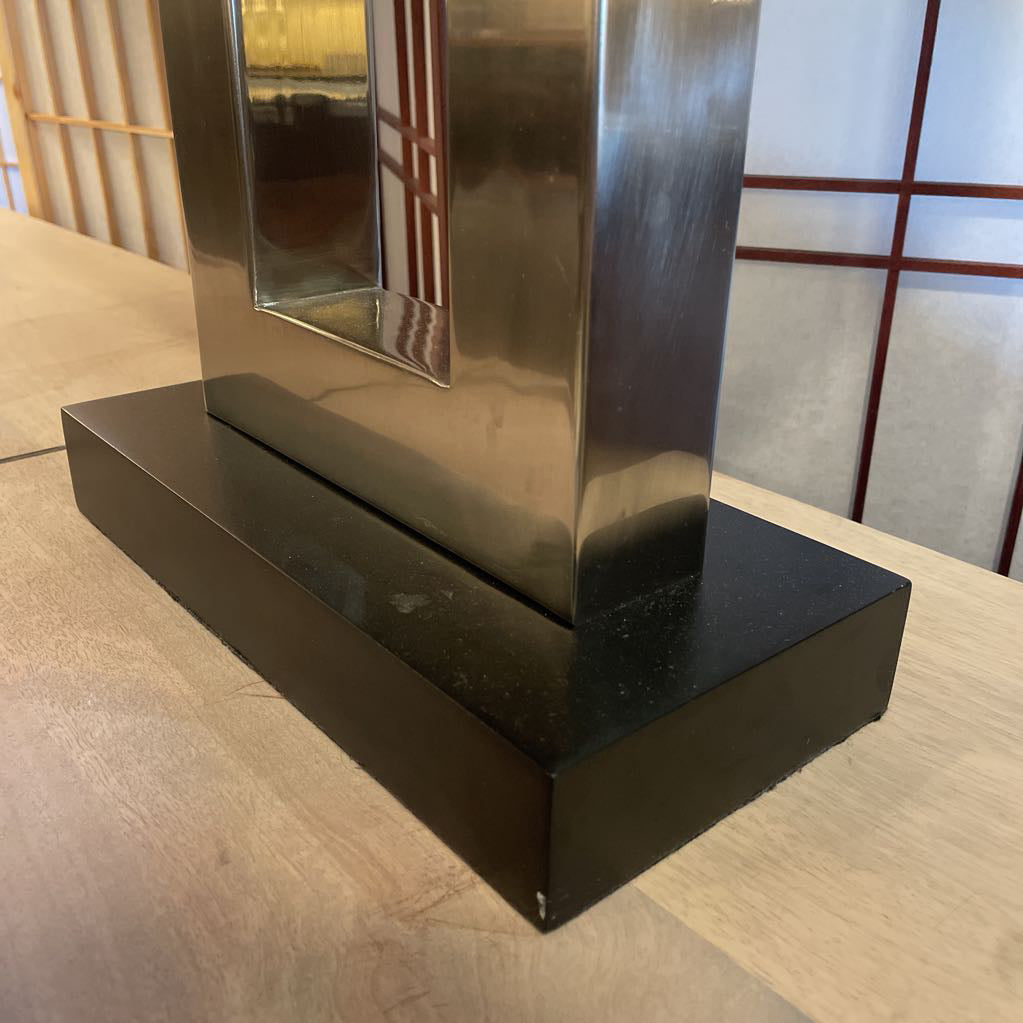 Metal Open Rectangular Table Lamp
