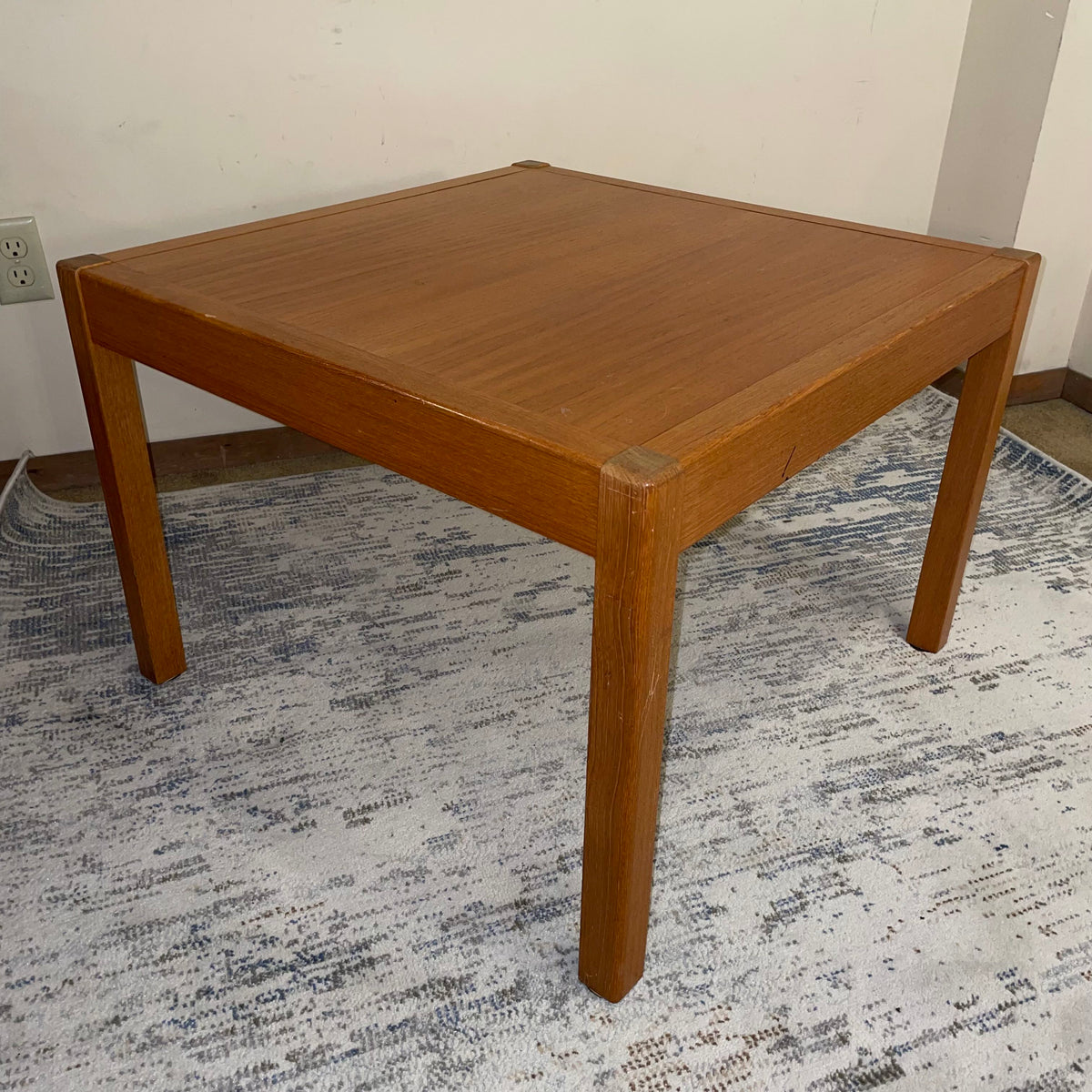 Square Teak Coffee/Accent Table C COFFEE TABLES